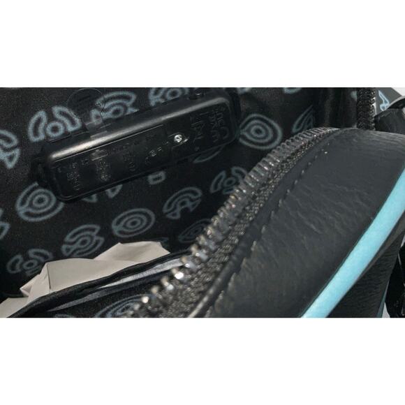 New Disney Parks Enter The Grid Loungefly Bag Purse Light Up Glow Black Blue - Picture 4 of 6